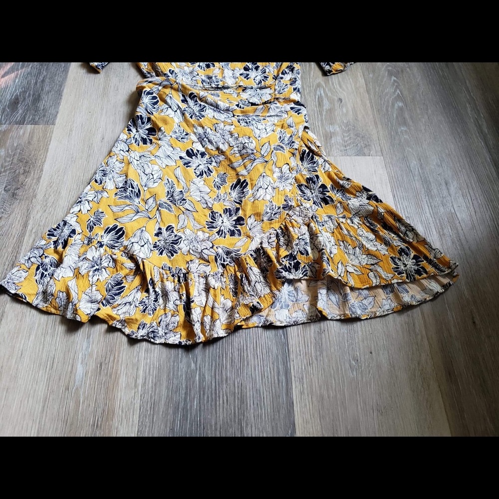 Floral Dress - Picture 13 of 16
